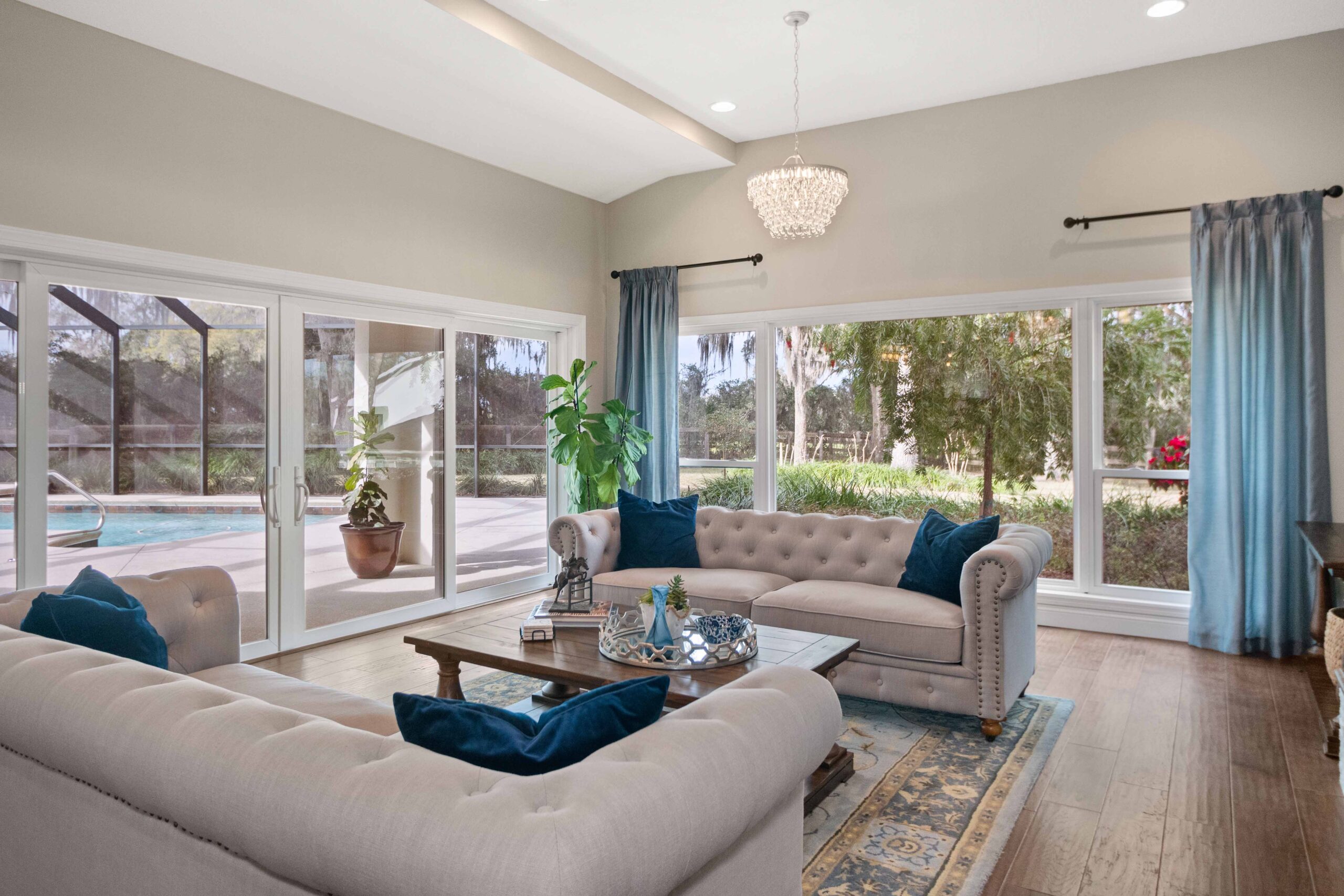 Click to view homes  $600,000-$900,000