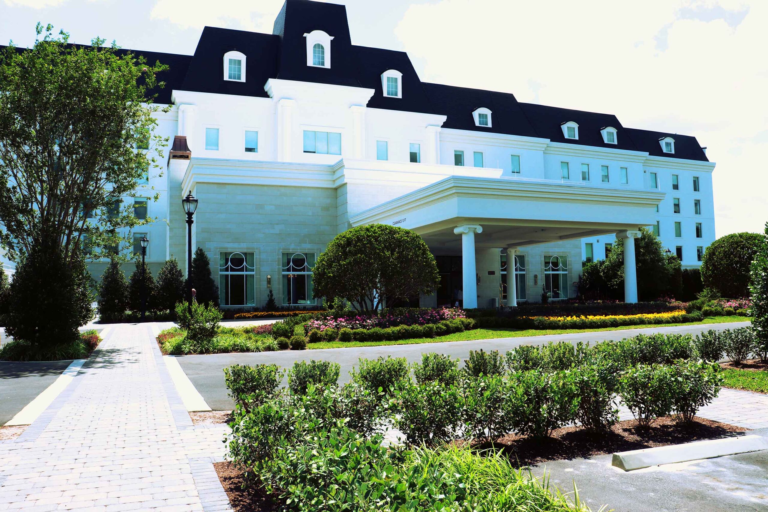 hotel_entrance_new The Equestrian Hotel entrance